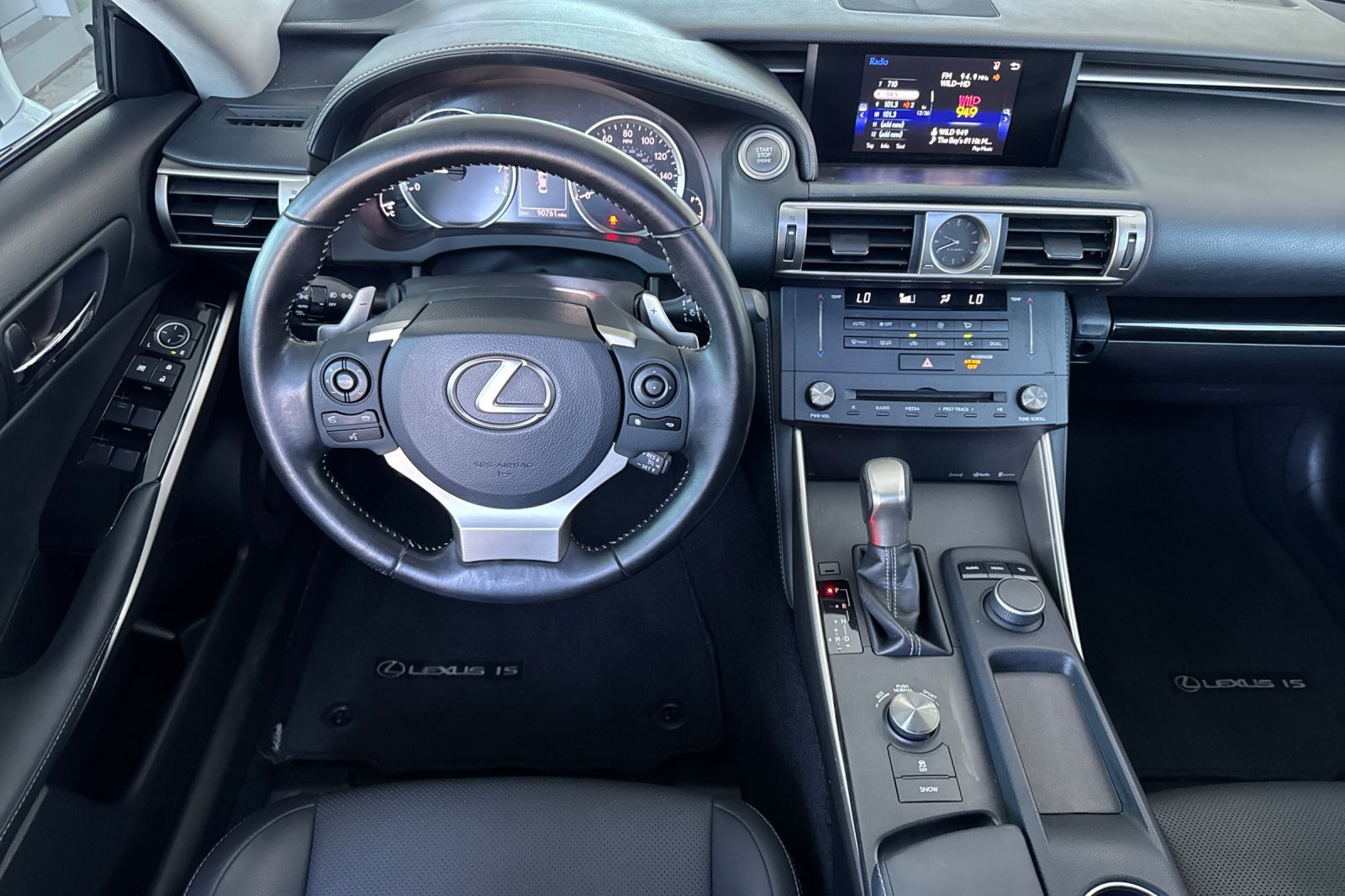 Used 2016 Lexus IS 200t RWD image 12
