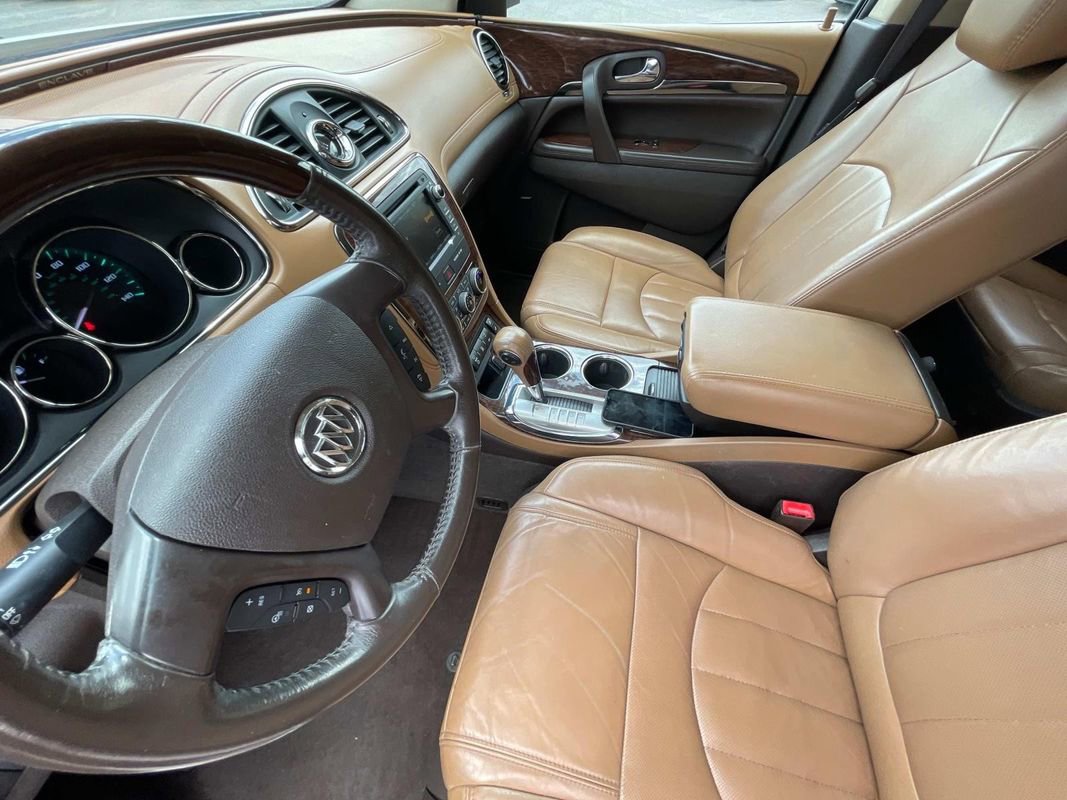 Used 2016 Buick Enclave Leather image 10