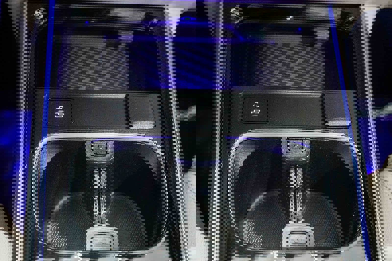 Used 2025 Mercedes-Benz EQB 250+ image 21