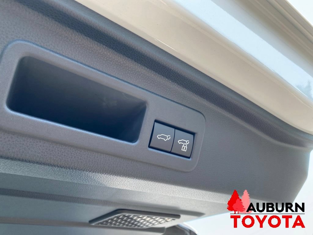 New 2026 Toyota 4Runner TRD Off-Road Premium AWD/4WD image 11