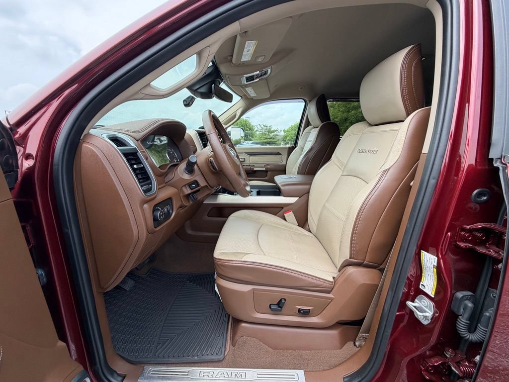 Used 2019 RAM 3500 Laramie AWD/4WD image 2