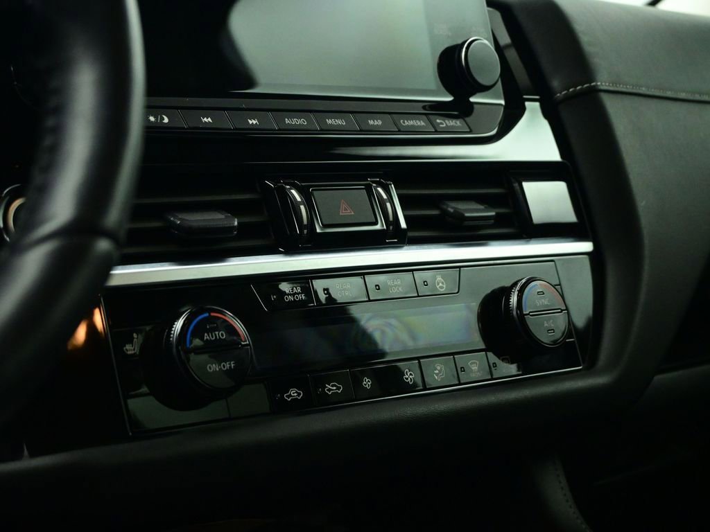 Used 2024 Nissan Pathfinder SL image 60