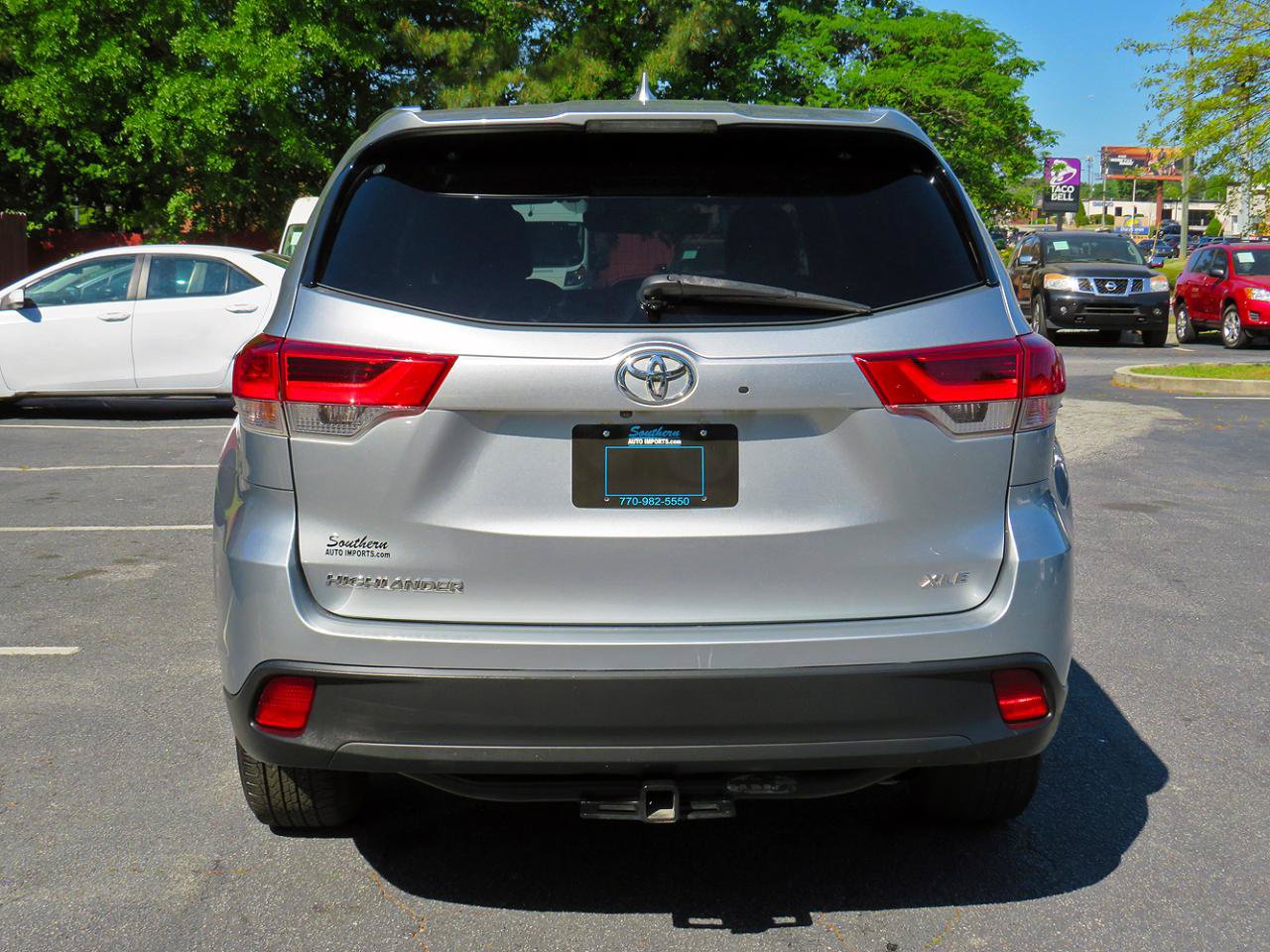 Used 2018 Toyota Highlander XLE FWD image 8