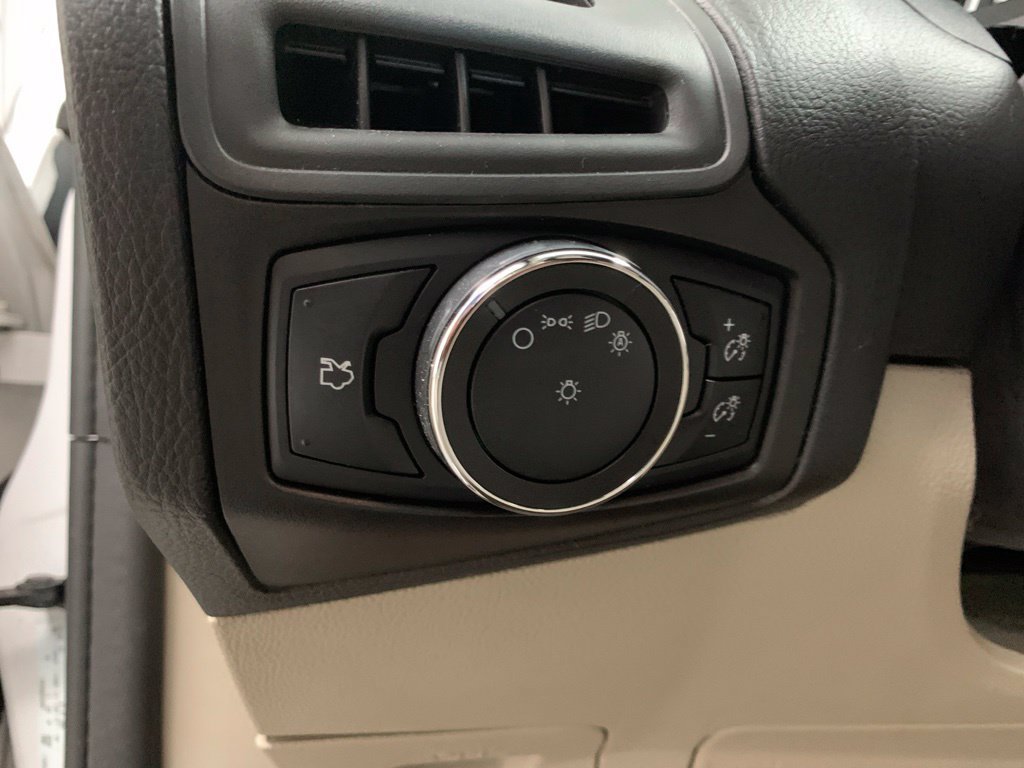 Used 2013 Ford Focus SE FWD image 15
