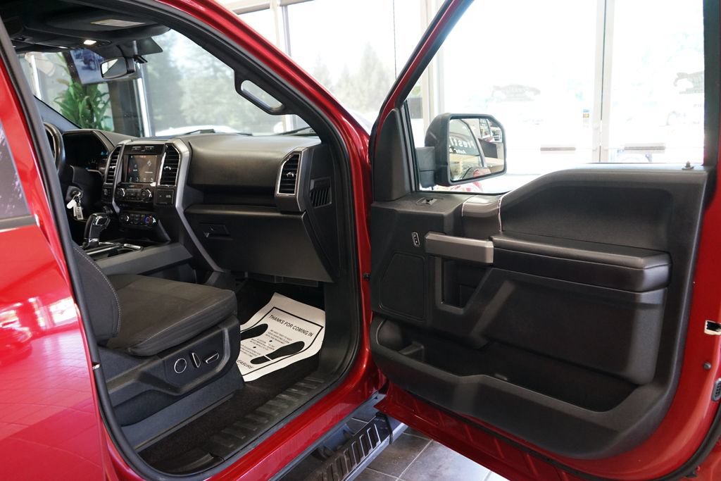 Used 2016 Ford F150 XLT w/ Equipment Group 302A Luxury AWD/4WD image 40