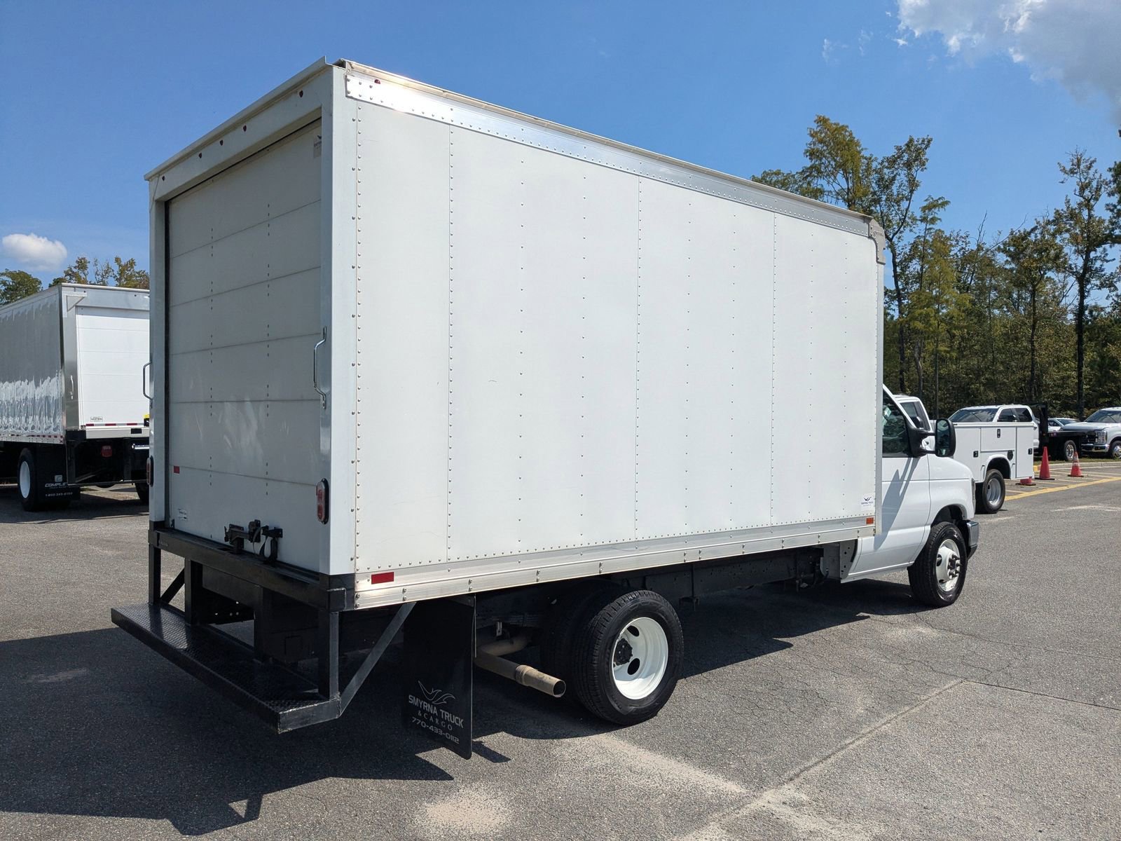 Certified 2024 Ford E-350 and Econoline 350 Super Duty w/ Power Windows & Locks Group image 5