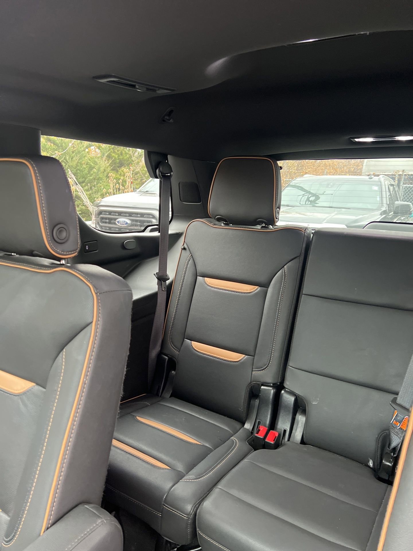 Used 2023 GMC Yukon AT4 image 12