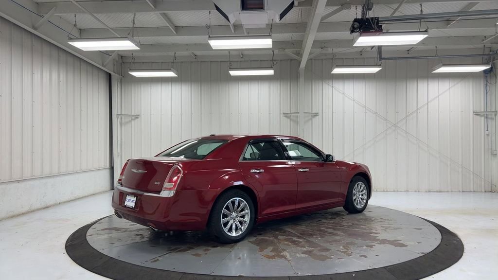 Used 2012 Chrysler 300 Limited RWD image 8