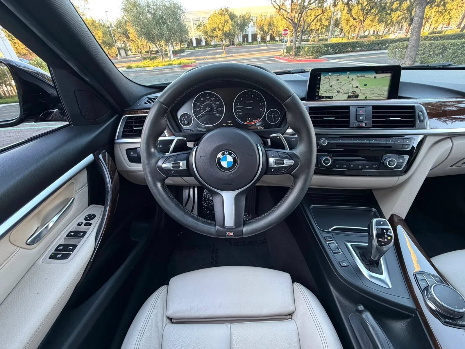 Used 2017 BMW 330i Sedan RWD image 15