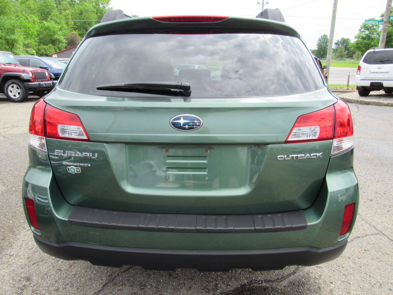 Used 2013 Subaru Outback 2.5i Premium w/ Popular Pkg 1B AWD/4WD image 5