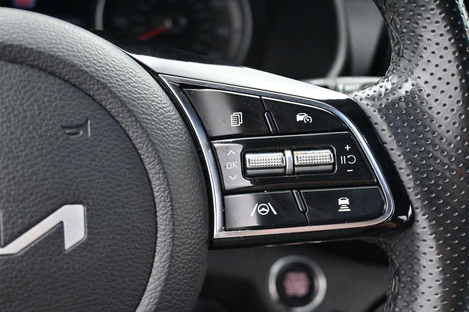 Used 2022 Kia Forte GT-Line w/ GT-Line Premium Package FWD image 17