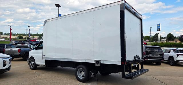 New 2026 Chevrolet Express 3500 w/ Power Convenience Package RWD image 7