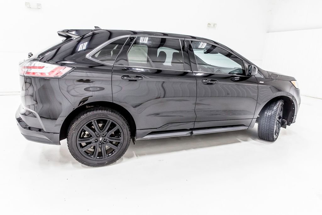 Used 2022 Ford Edge ST-Line w/ Class II Trailer Tow Package AWD/4WD image 7