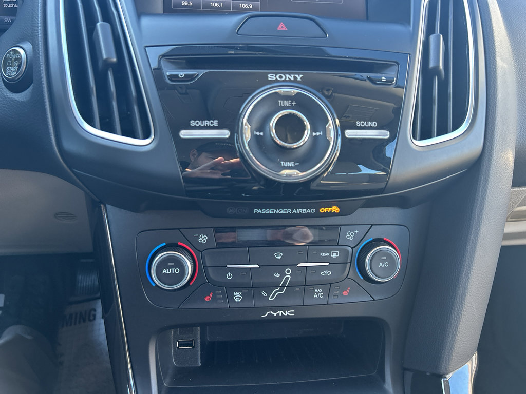 Used 2015 Ford Focus Electric Hatchback image 12