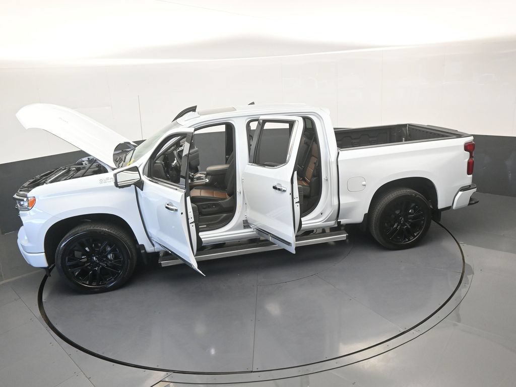 Used 2026 Chevrolet Silverado 1500 High Country w/ Technology Package AWD/4WD image 82
