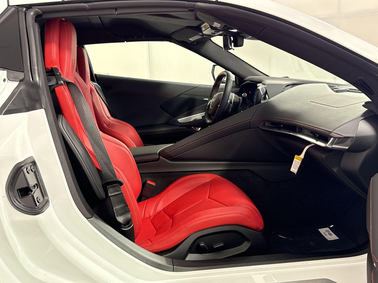 New 2025 Chevrolet Corvette E-Ray w/ Battery Protection Package image 24