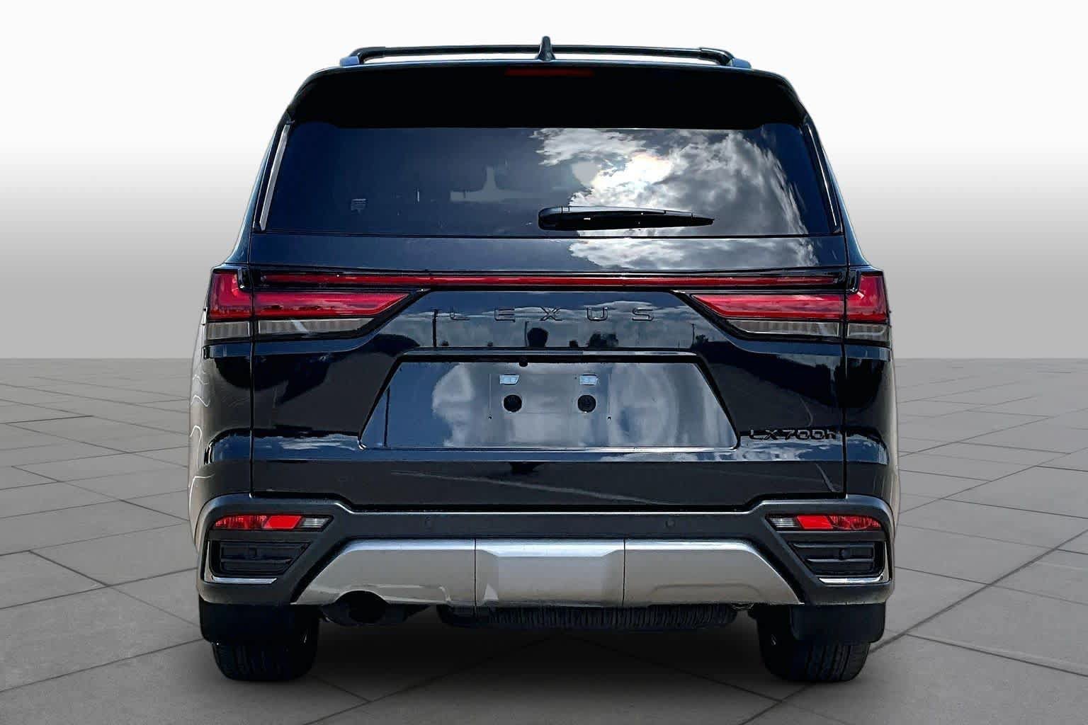 New 2026 Lexus LX 700h Luxury AWD/4WD image 4