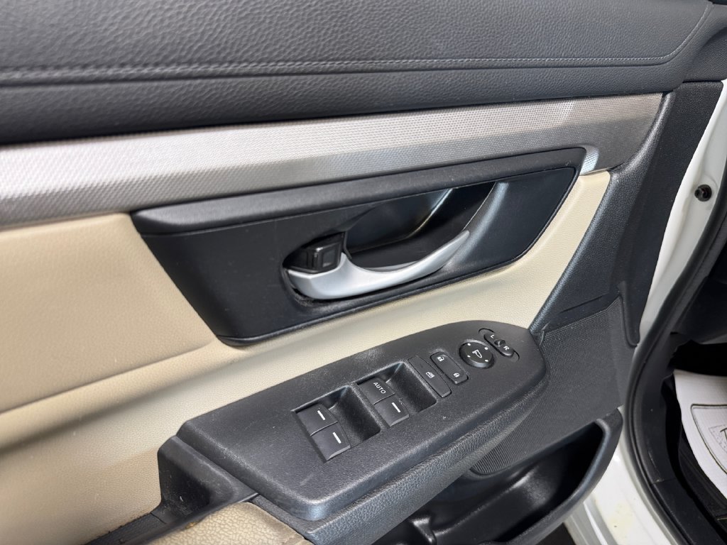 Used 2020 Honda CR-V LX image 14