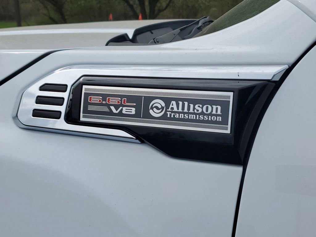 New 2025 GMC Sierra 2500 SLT w/ SLT Premium Package image 7