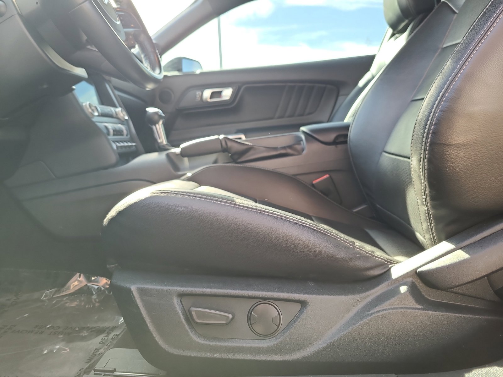 Certified 2022 Ford Mustang Premium image 14