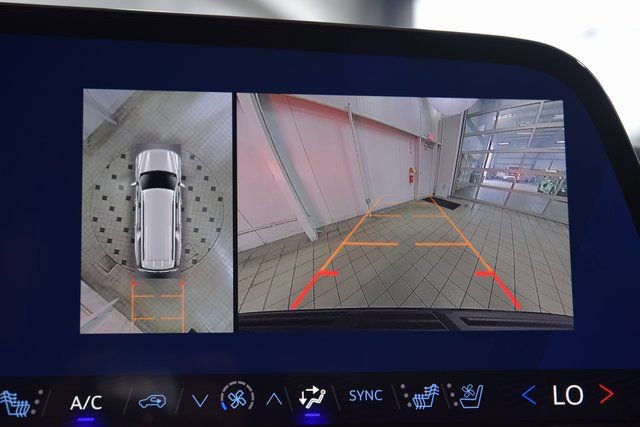 New 2026 Chevrolet Suburban Premier image 53