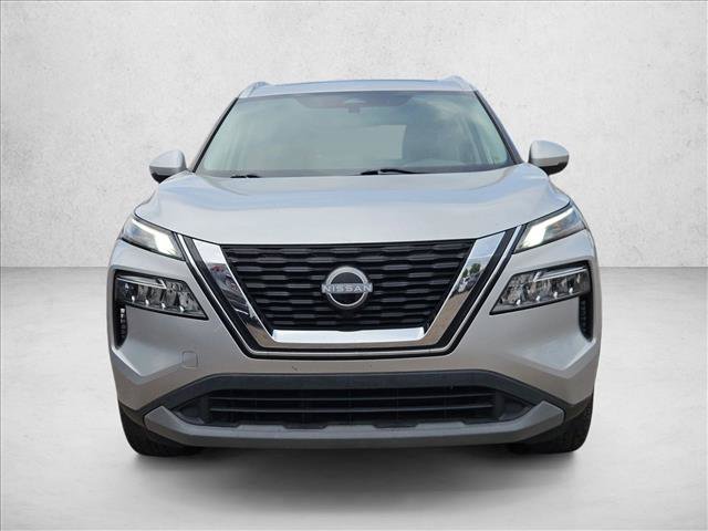 Used 2022 Nissan Rogue SV w/ SV Premium Package FWD image 2