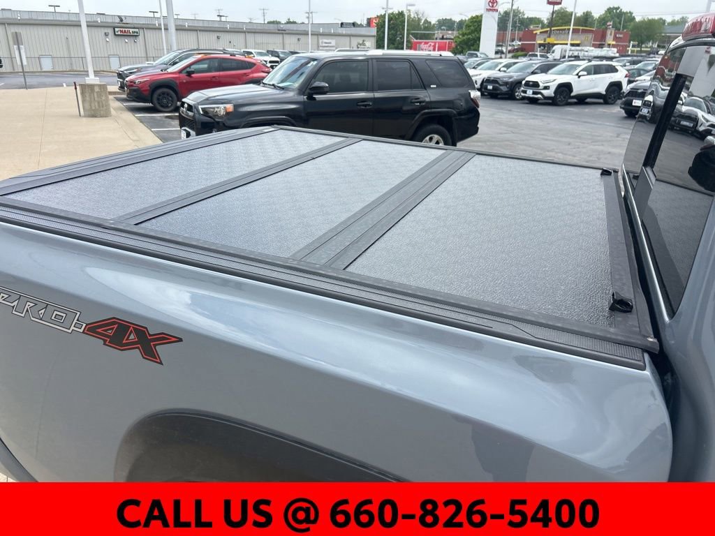 Used 2025 Nissan Frontier PRO-4X w/ Pro Convenience Package AWD/4WD image 10