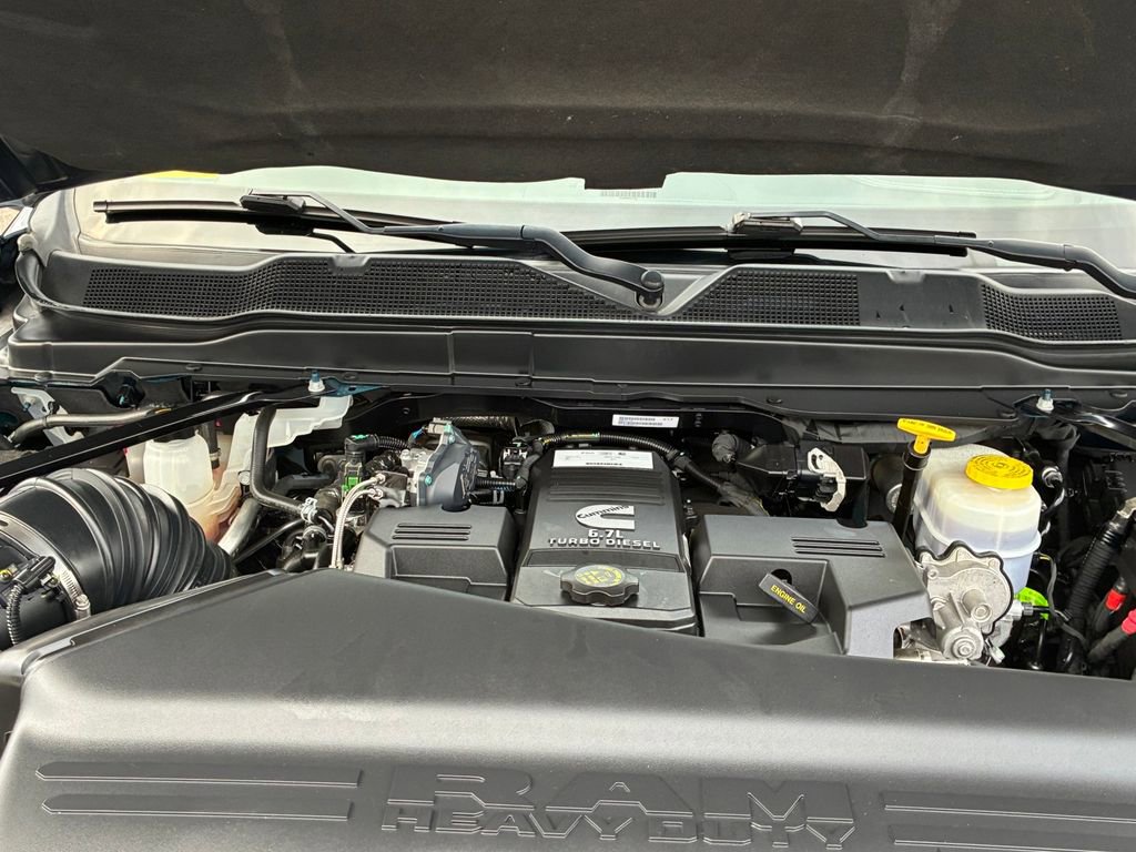 Used 2022 RAM 3500 Laramie image 9