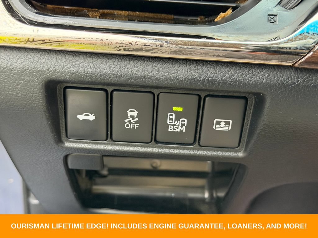 Used 2014 Toyota Avalon Limited w/ Technology Package FWD image 24