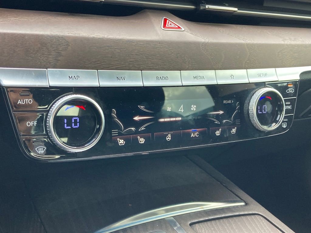 Used 2021 Genesis G80 2.5T w/ Prestige Package image 24