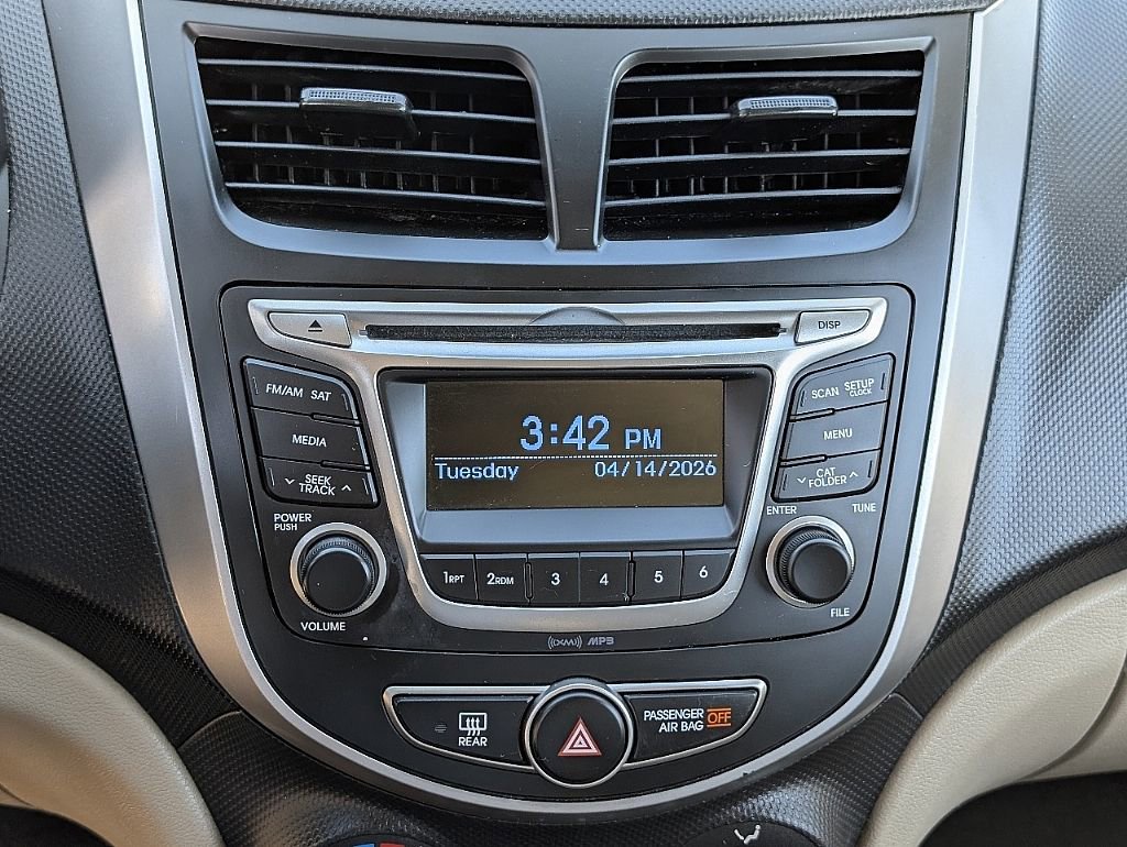Used 2017 Hyundai Accent SE FWD image 32