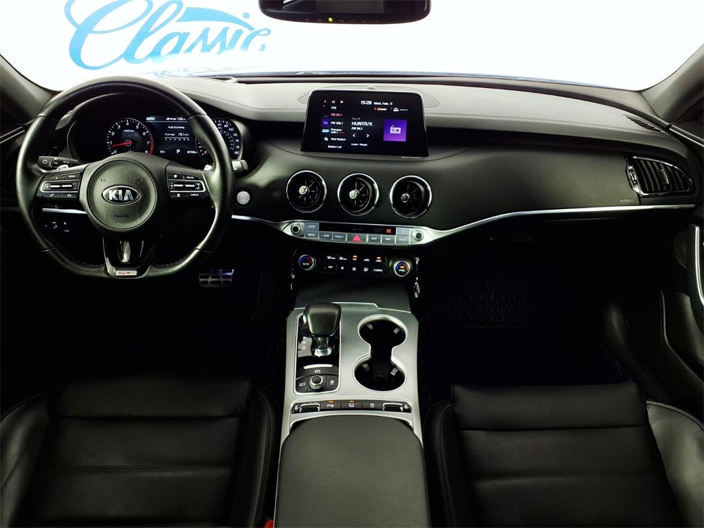 Used 2020 Kia Stinger GT2 image 12