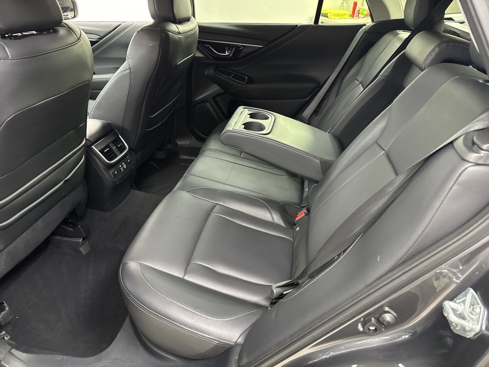 Used 2024 Subaru Outback Limited AWD/4WD image 29
