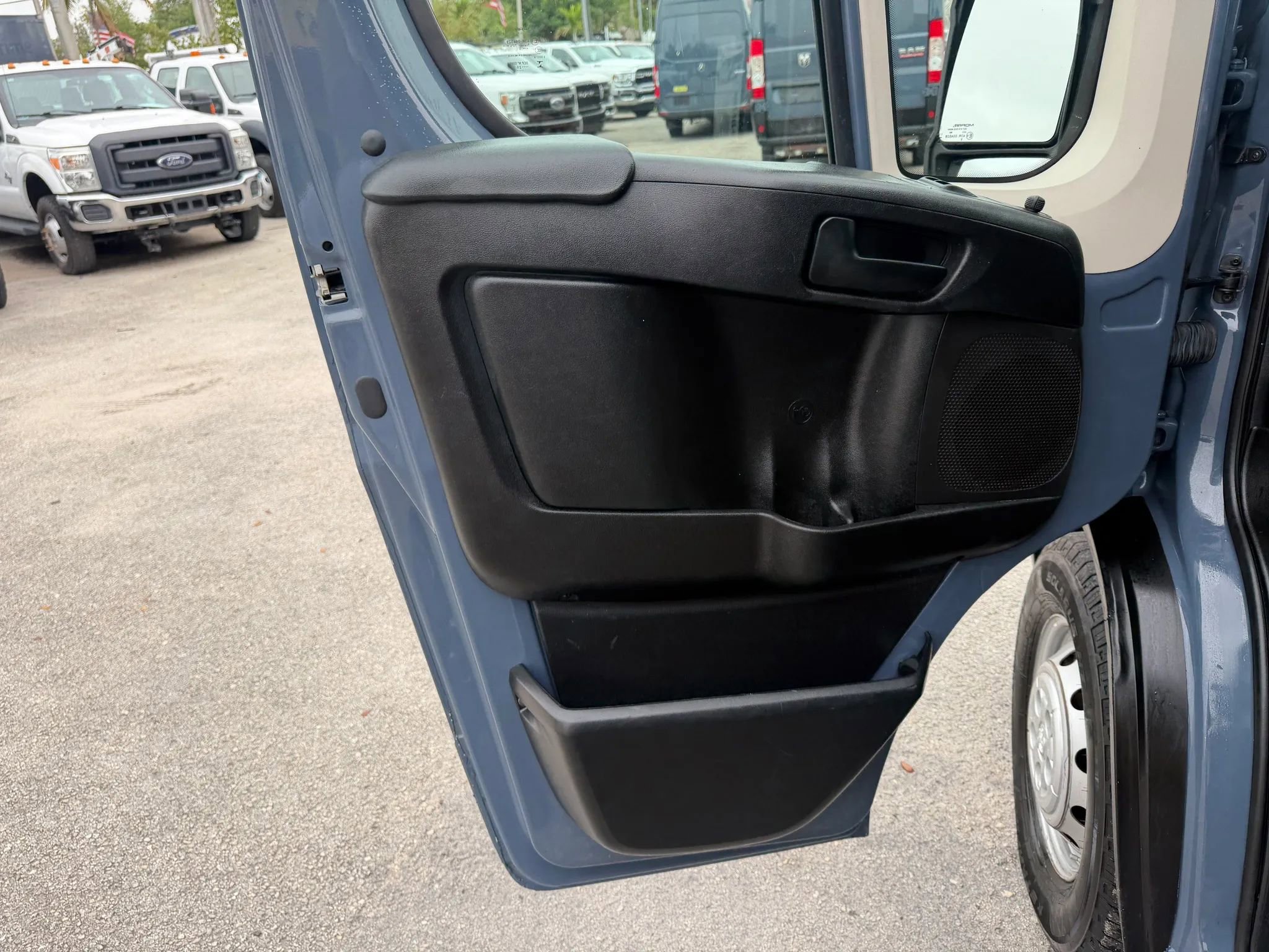 Used 2020 RAM ProMaster 3500 image 11