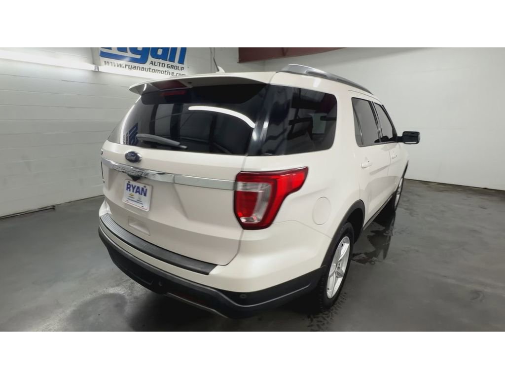 Used 2019 Ford Explorer XLT w/ Equipment Group 202A FWD image 8