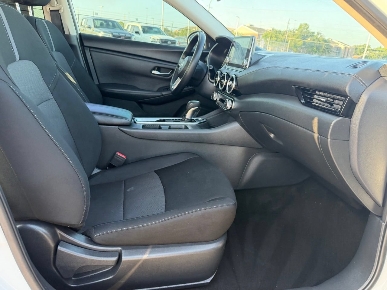 Certified 2024 Nissan Sentra SV FWD image 35