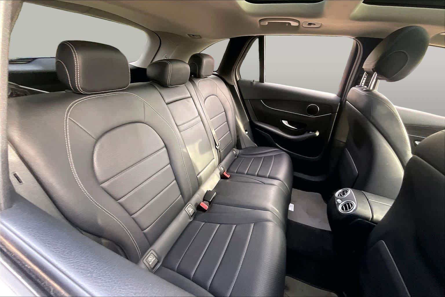 Used 2016 Mercedes-Benz GLC 300 image 17