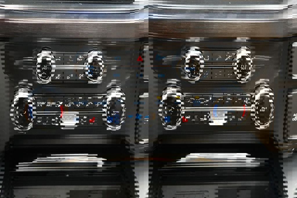 New 2026 Ford F250 Lariat image 23