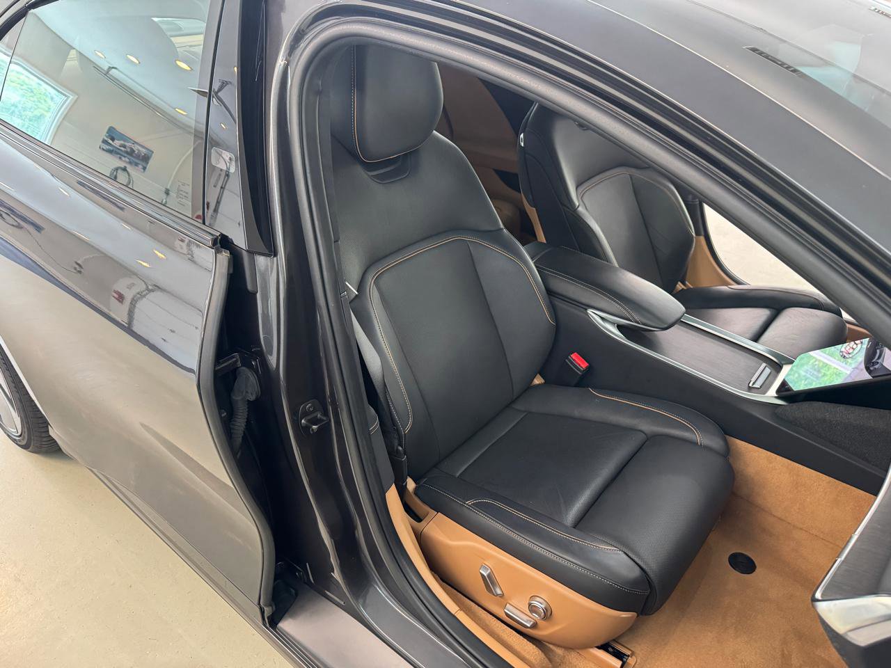 Used 2023 Lucid Air Touring AWD/4WD image 8