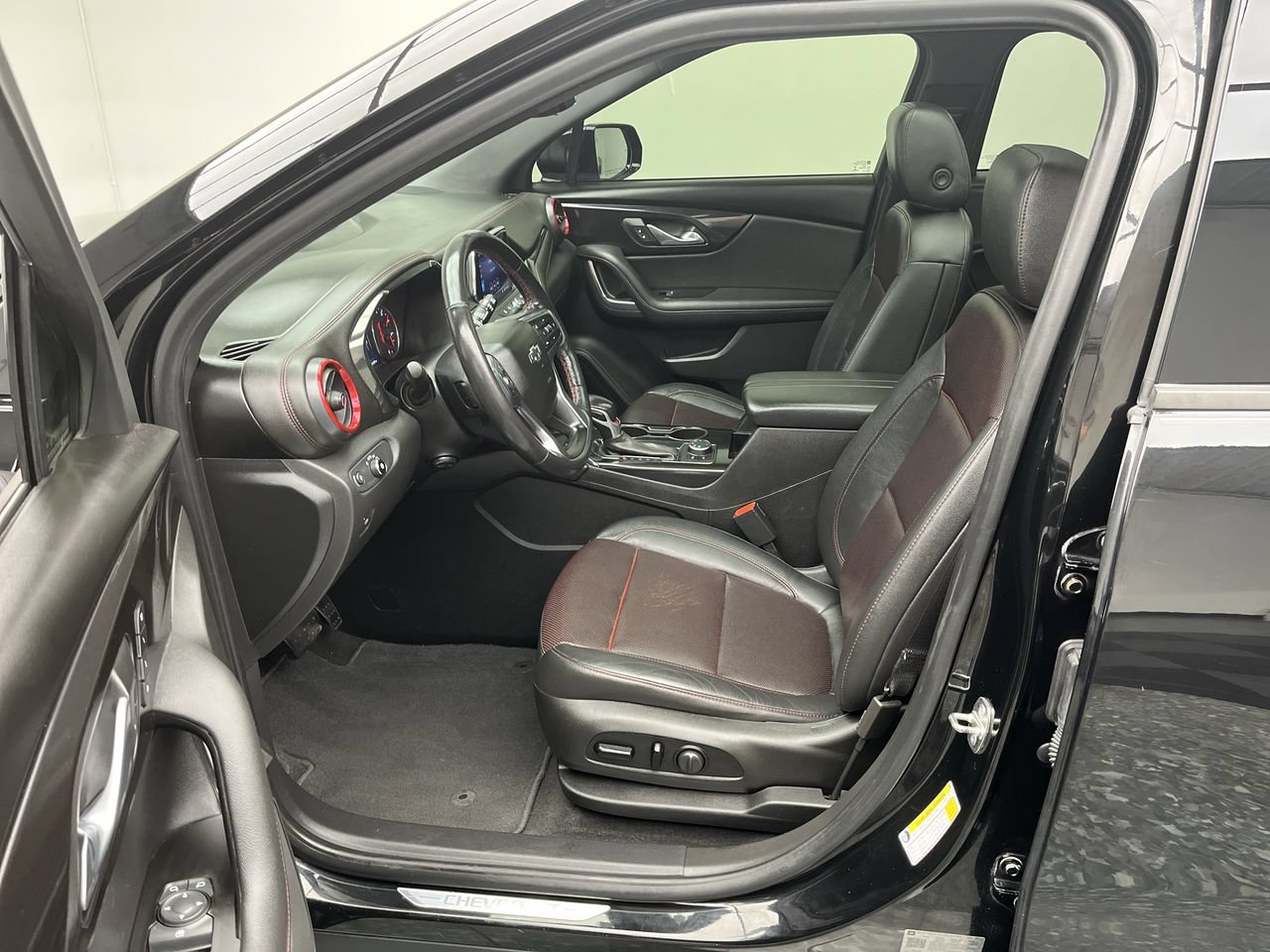 Used 2019 Chevrolet Blazer RS AWD/4WD image 3