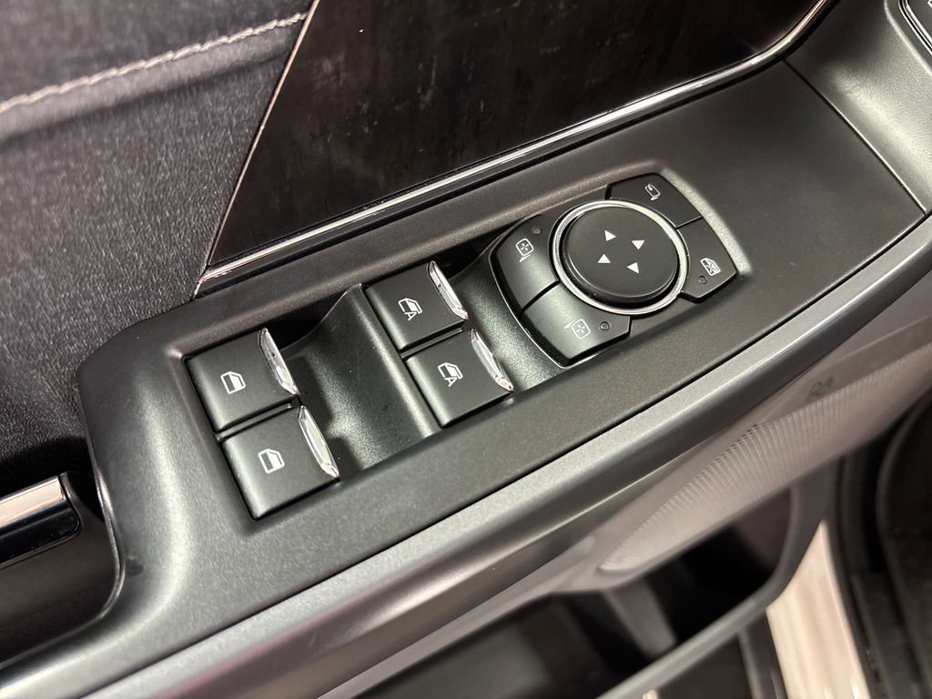 Used 2021 Ford F150 Lariat AWD/4WD image 24