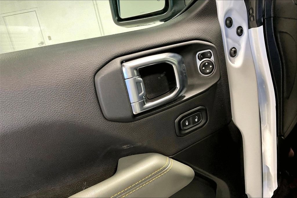 New 2026 Jeep Gladiator Mojave AWD/4WD image 19