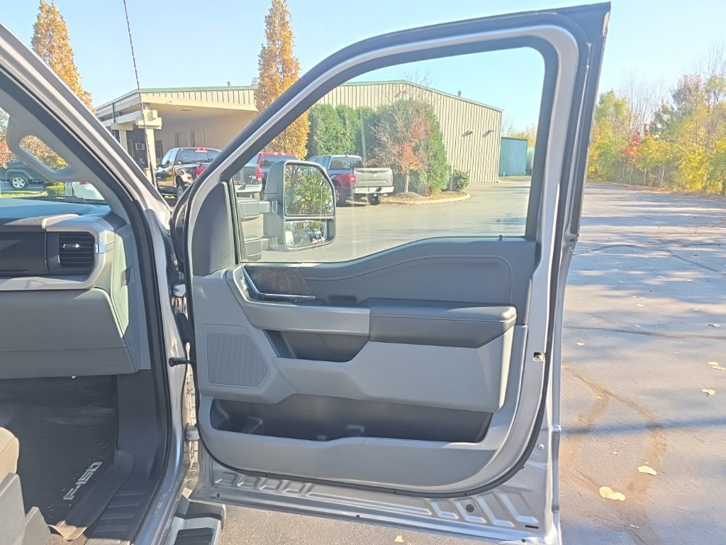 Used 2022 Ford F150 XLT w/ Equipment Group 301A Mid AWD/4WD image 31