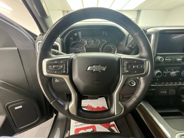 Used 2022 Chevrolet Silverado 1500 LT Trail Boss w/ LT Trail Boss Premium Package AWD/4WD image 7