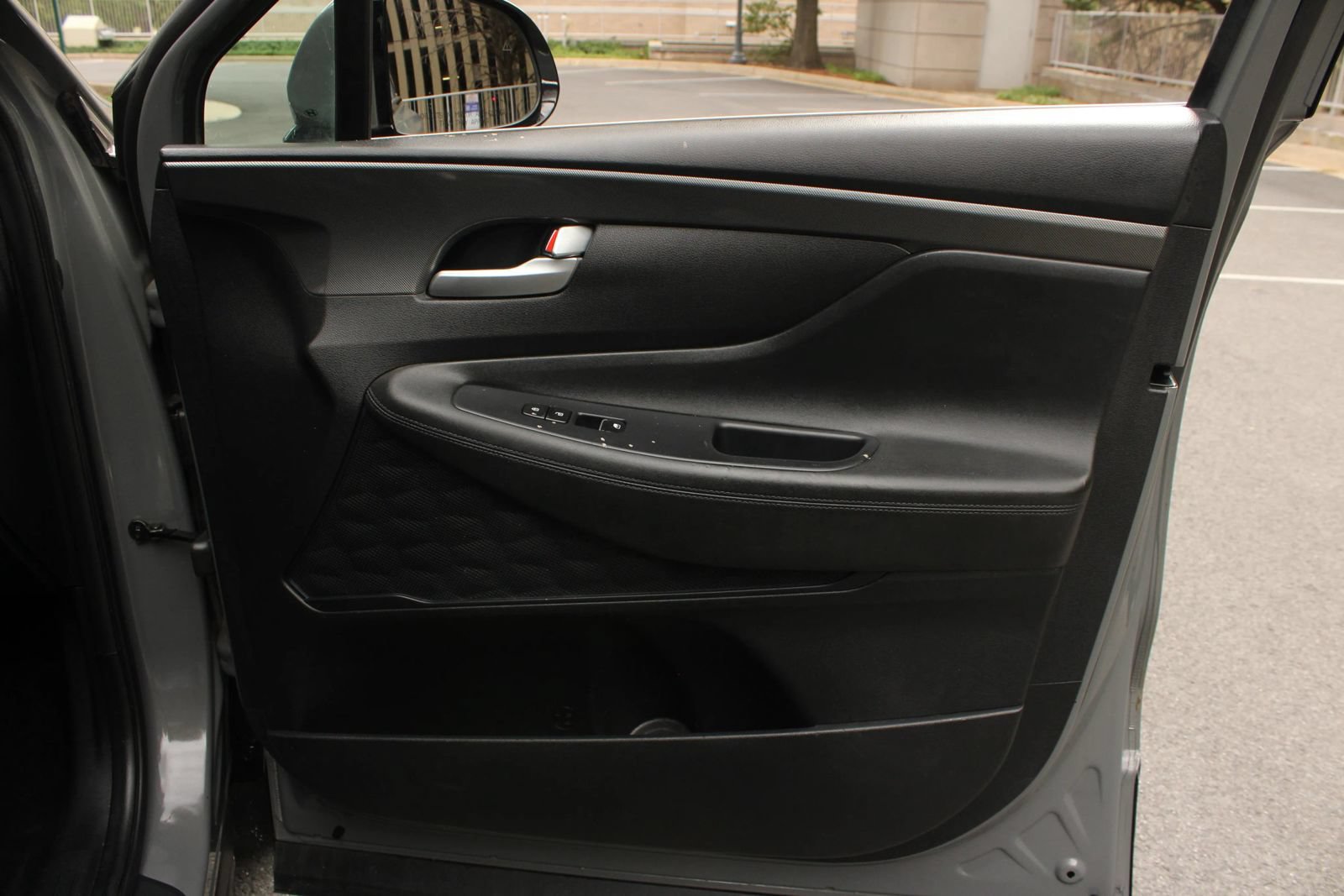 Used 2022 Hyundai Santa Fe SEL FWD image 25