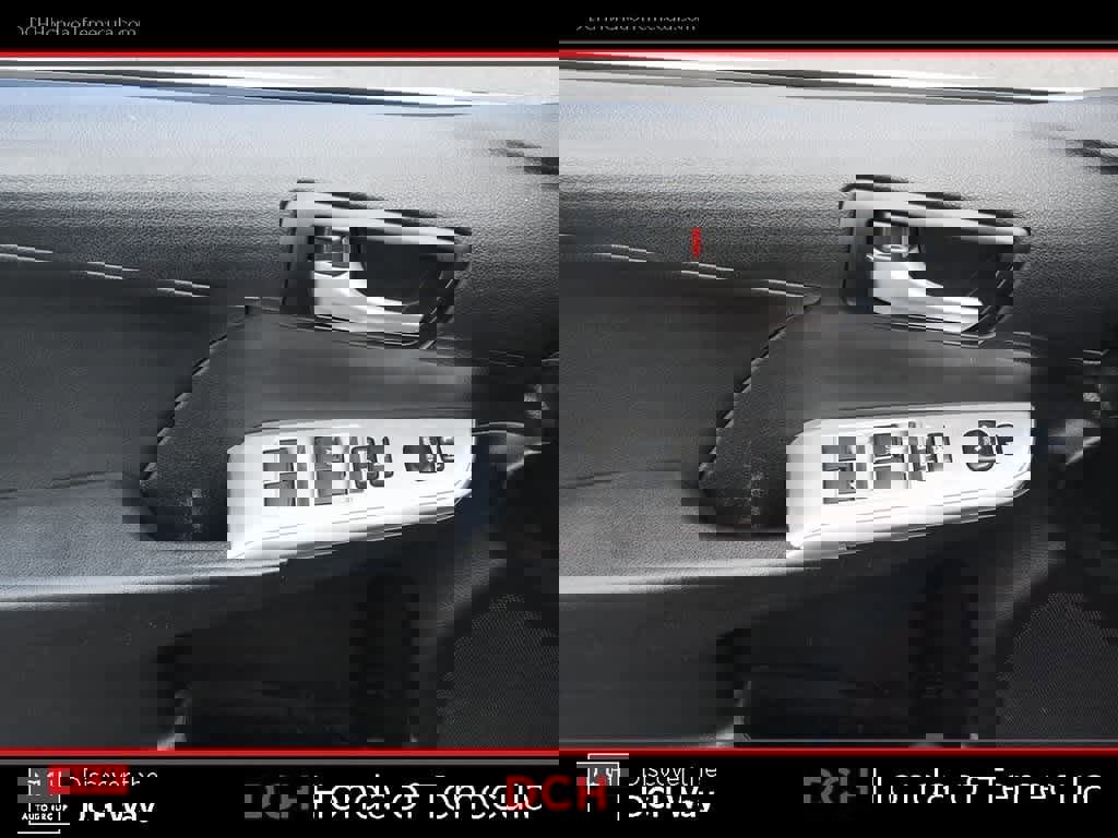 Used 2014 Toyota Camry SE image 16