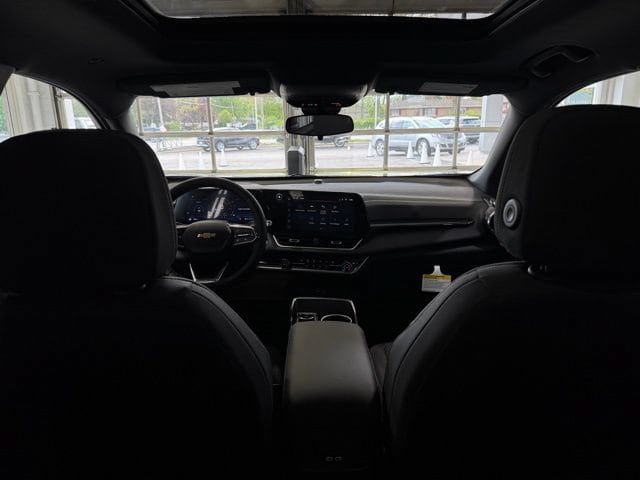 New 2026 Chevrolet Equinox LT FWD image 17