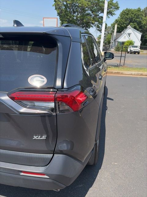 Used 2023 Toyota RAV4 XLE Premium FWD image 2