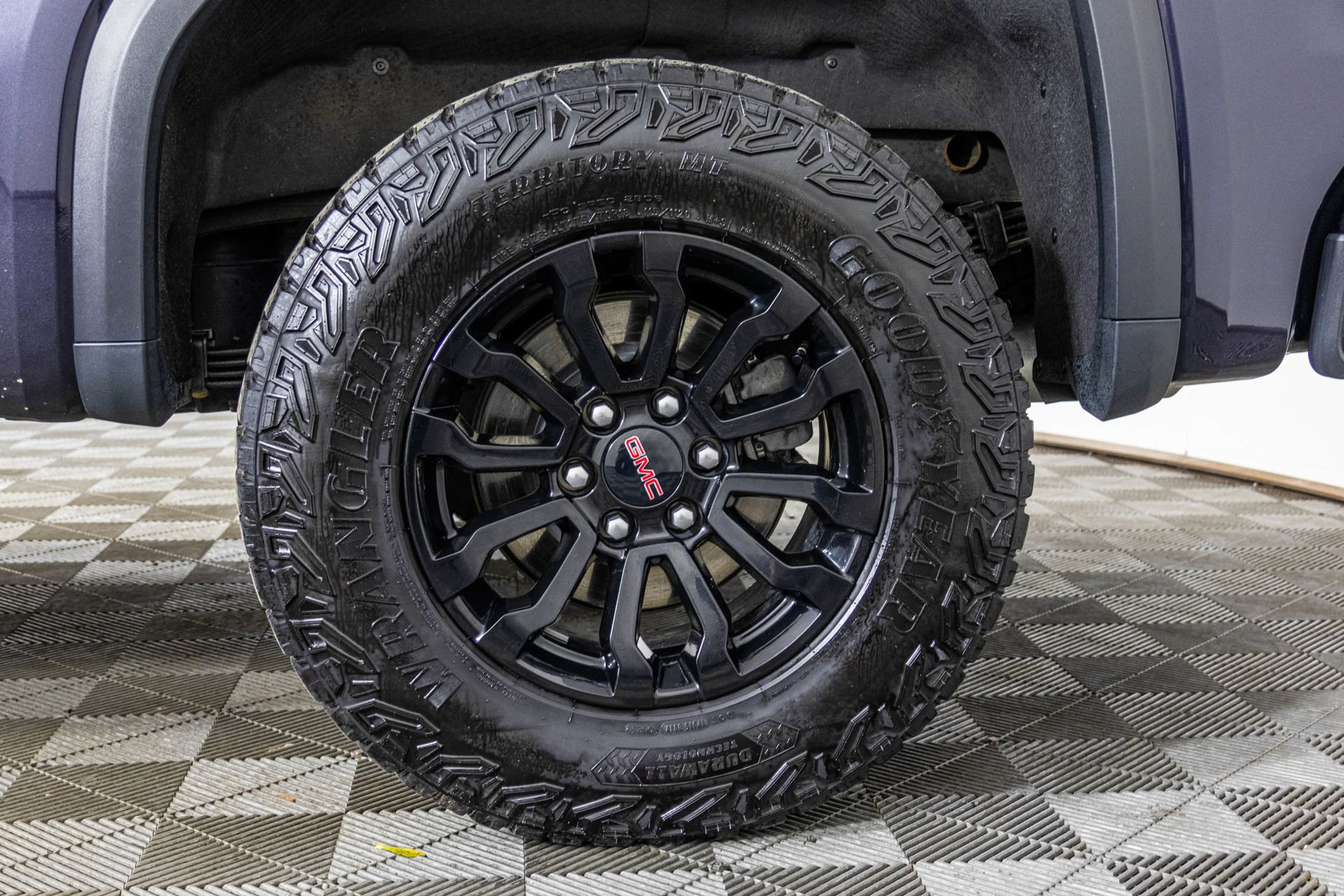 Used 2023 GMC Sierra 1500 AT4X AWD/4WD image 60