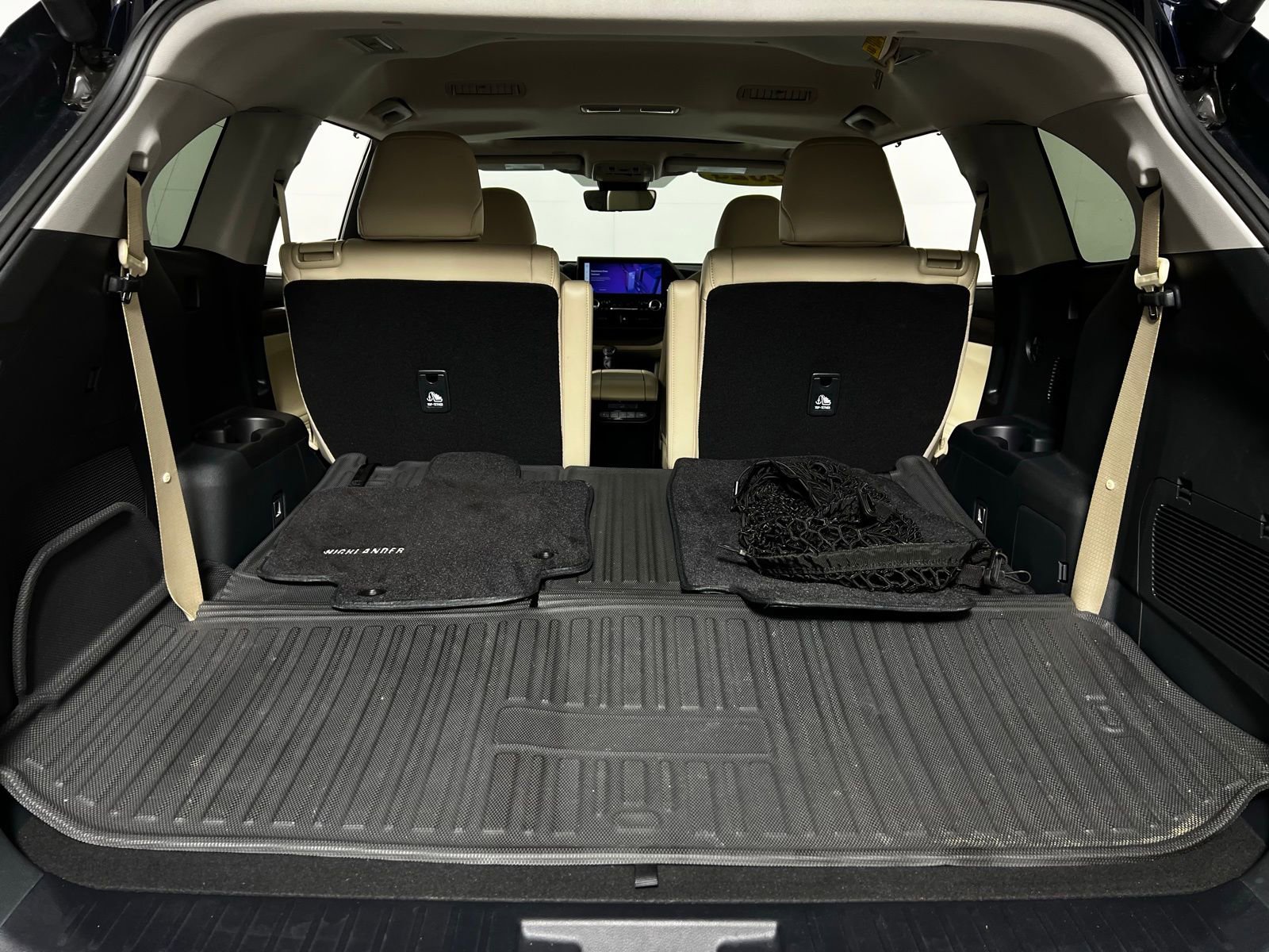 Certified 2025 Toyota Highlander Limited image 30